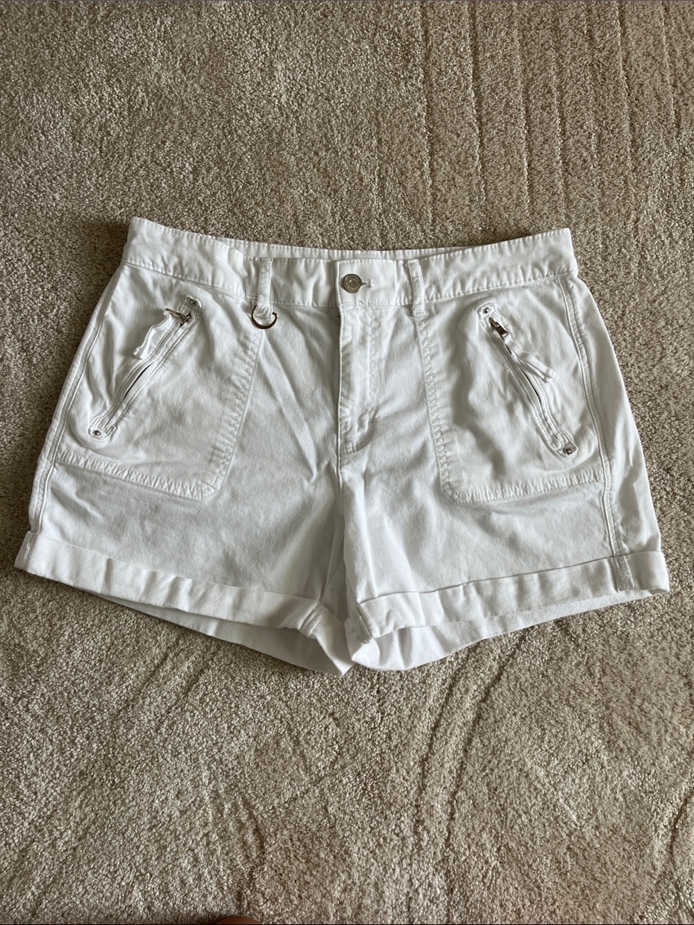 White House Black Market White Cargo Zip-Pocket Shorts Pret-a-Play style